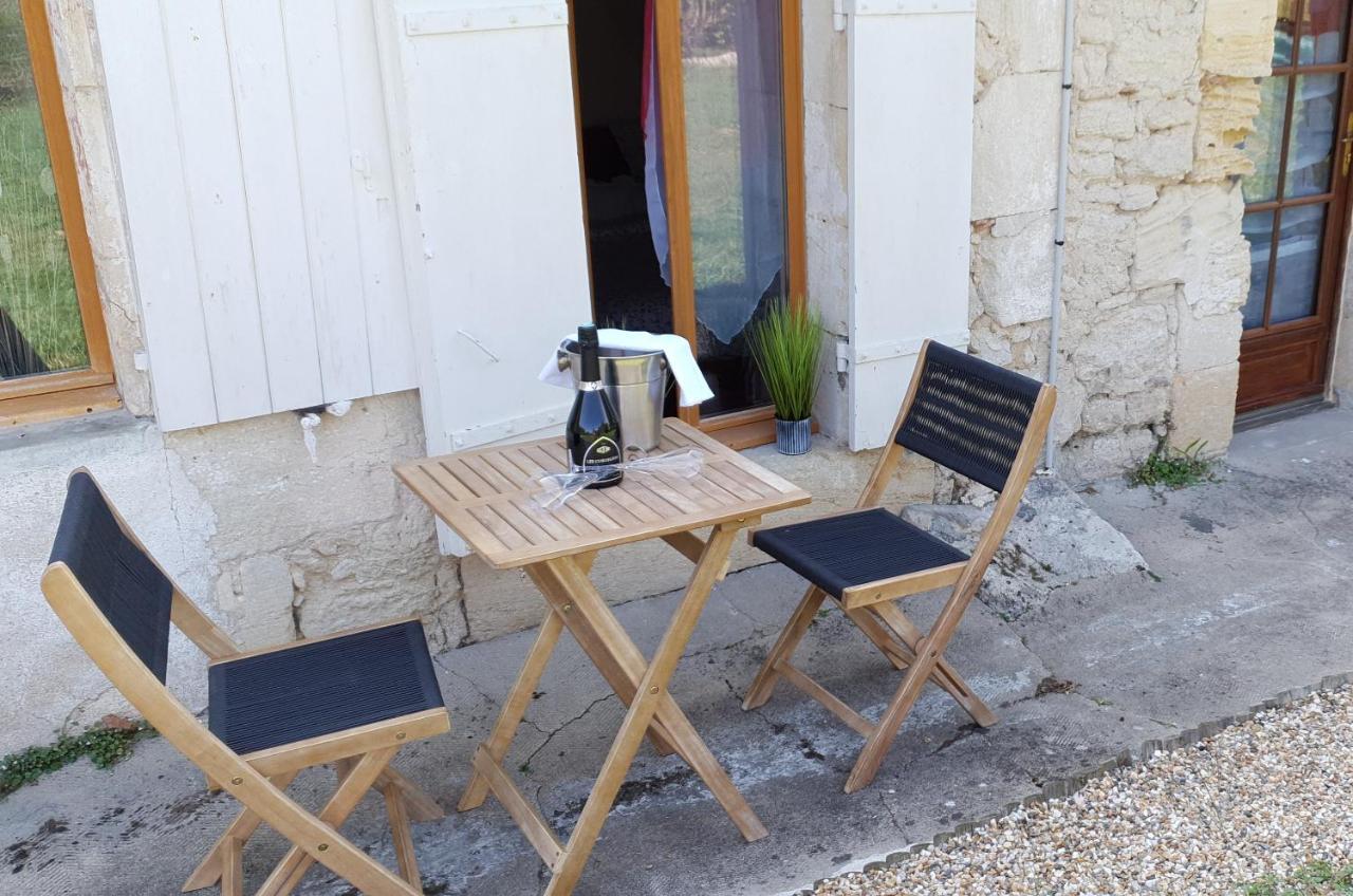 Villefranche-de-Lonchat Chateau Puygrenier מראה חיצוני תמונה